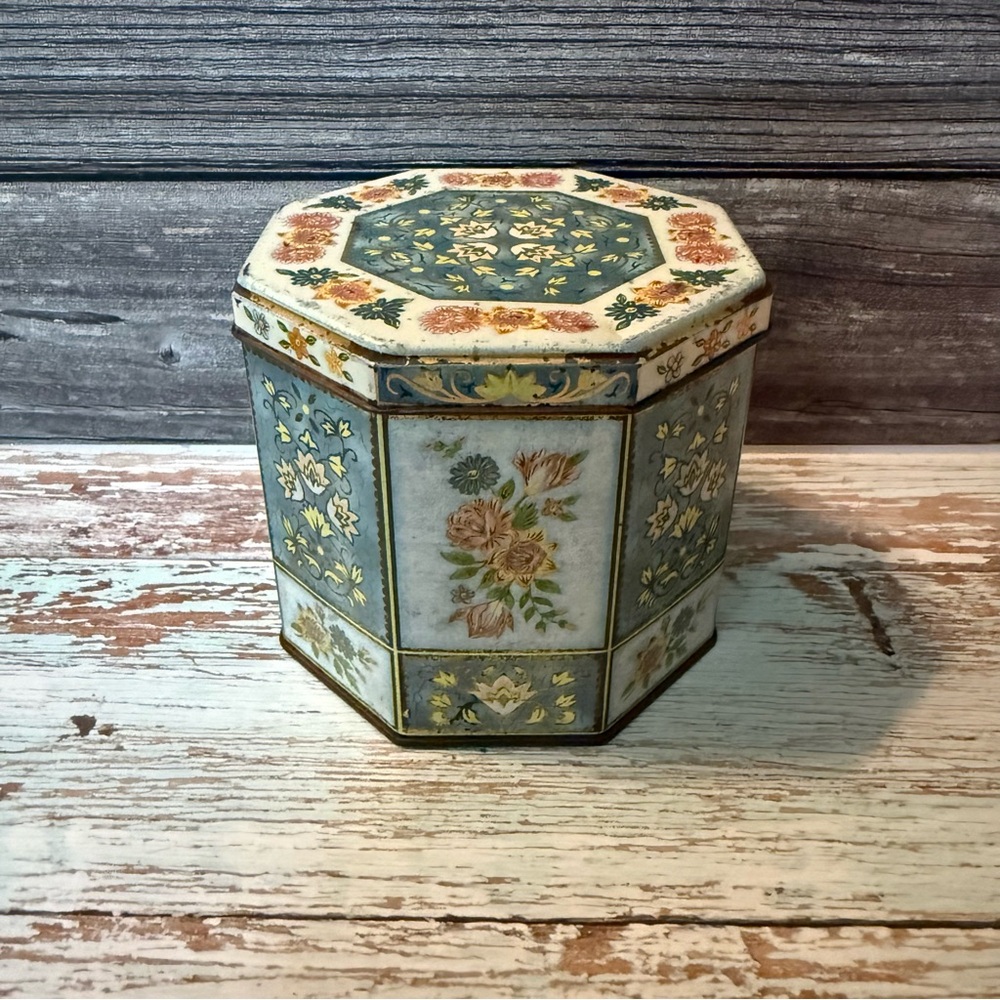 Vintage Daher English Hexagonal Floral Tin Blue with Yellow Flowers
